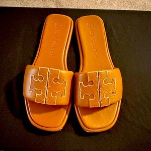 Tory Burch Slide on Sandals! Size 11